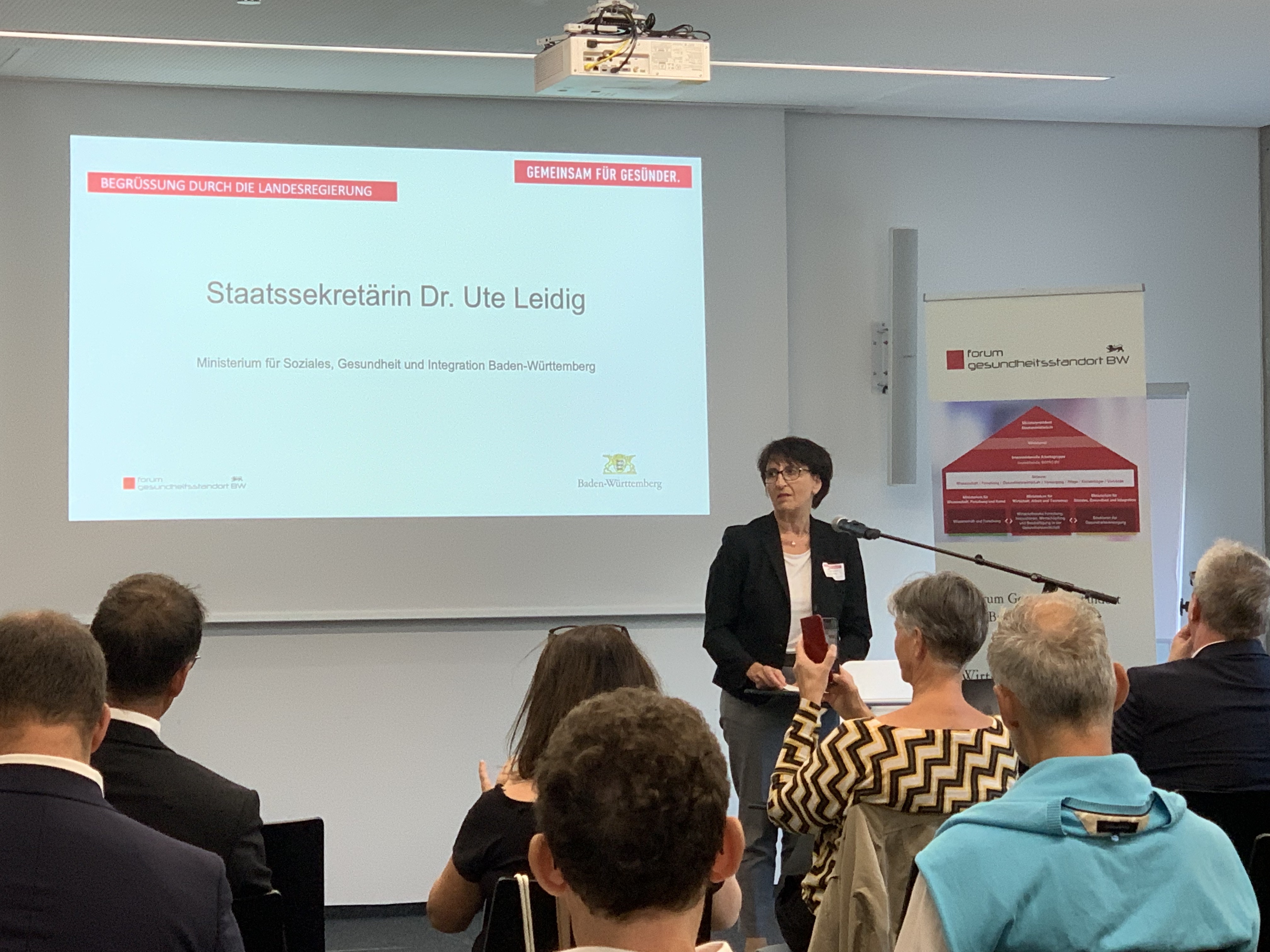Dr. Ute Leidig Staatssekretärin, Ministerium für Soziales, Gesundheit und Integration Baden-Württemberg